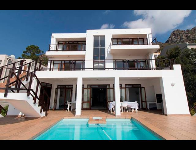 7 BEDROOM HOUSE FOR SALE IN MOUNTAIN SIDE